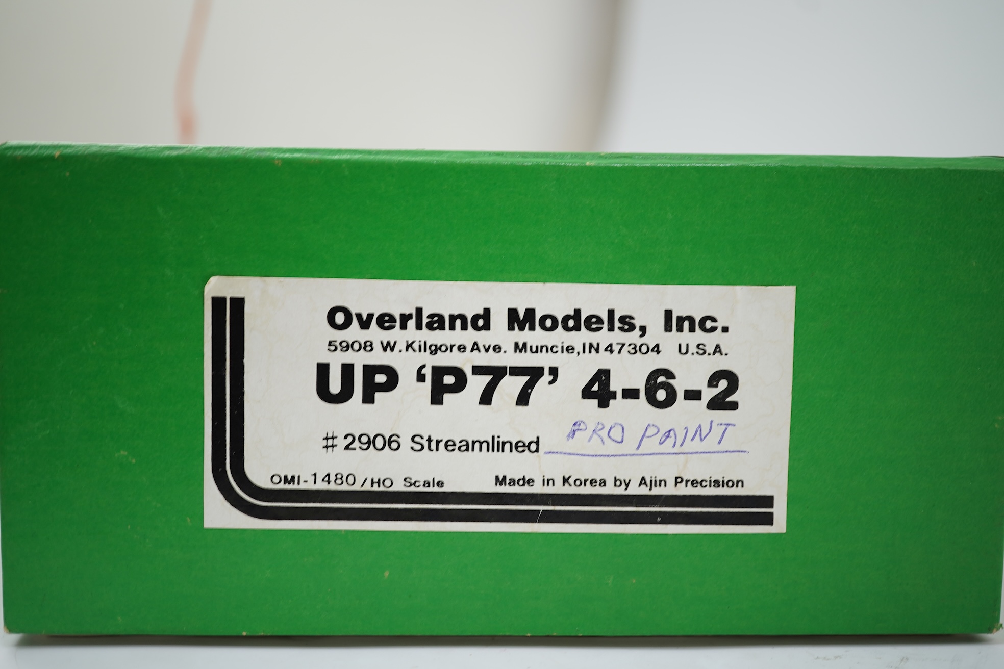 A boxed HO gauge Overland Models Inc. model of Union Pacific P77, 2906, streamlined 4-6-2 locomotive with bogie tender, powered for two rail operation.
